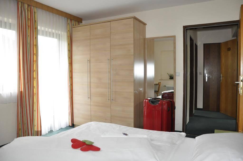 Hotel Starchlhof 3*